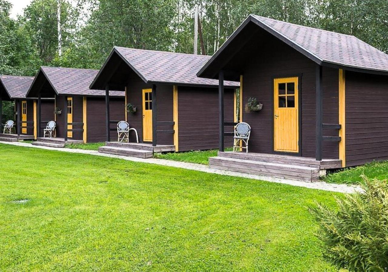 Atsikivi Puhketalu Hotel Häädemeeste Екстериор снимка
