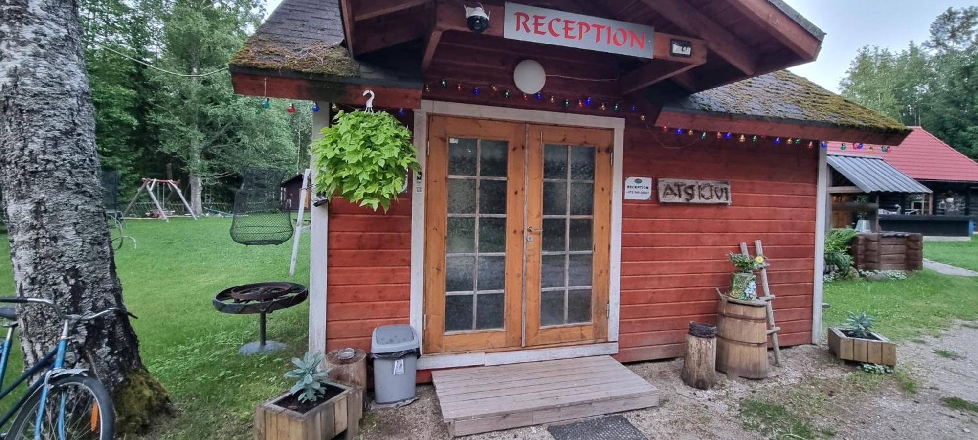Atsikivi Puhketalu Hotel Häädemeeste Екстериор снимка